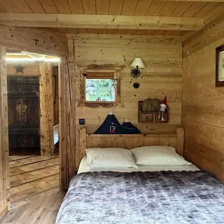 4 Pieces, 8 Pers., Wifi, Parking, Apartment *